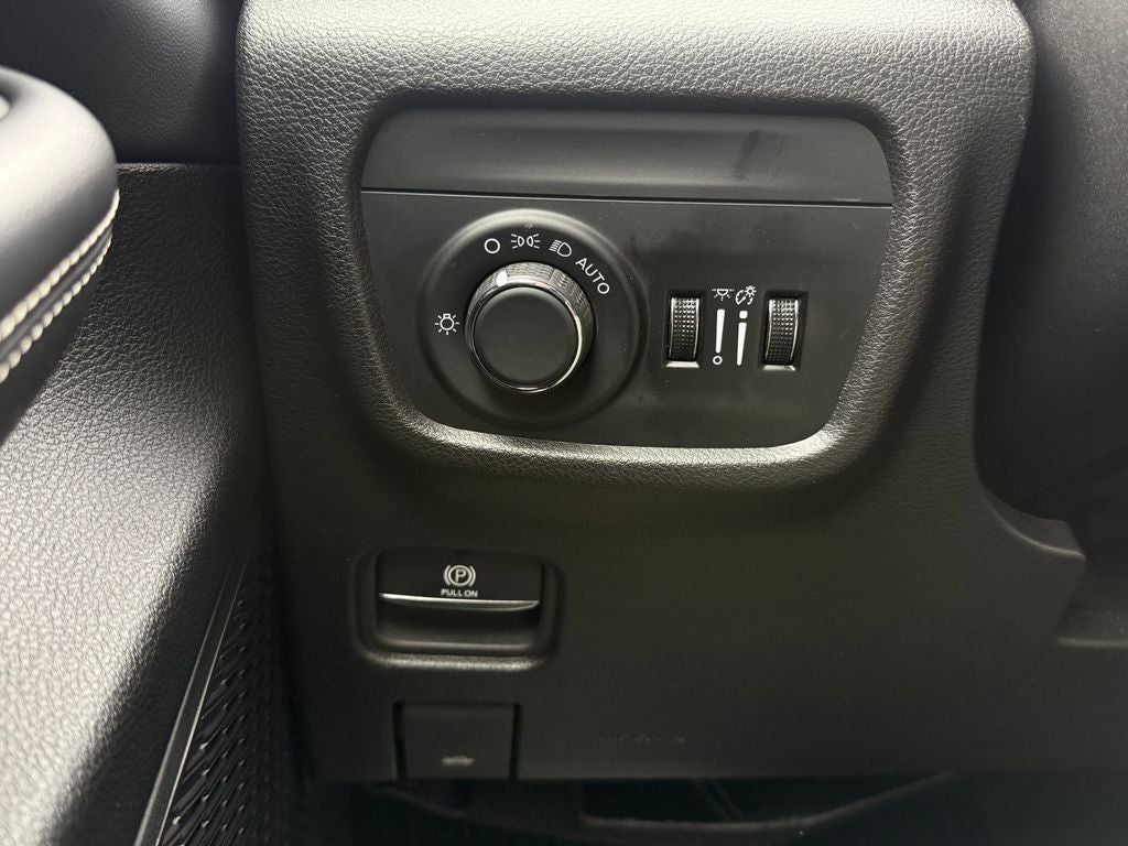 2024 Jeep Grand Cherokee L Altitude