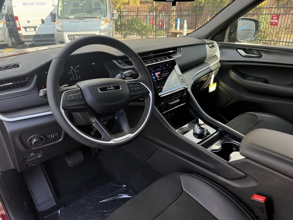 2025 Jeep Grand Cherokee L Altitude X