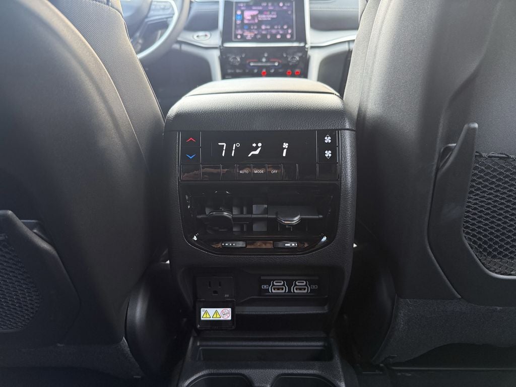 2025 Jeep Grand Cherokee L Altitude X