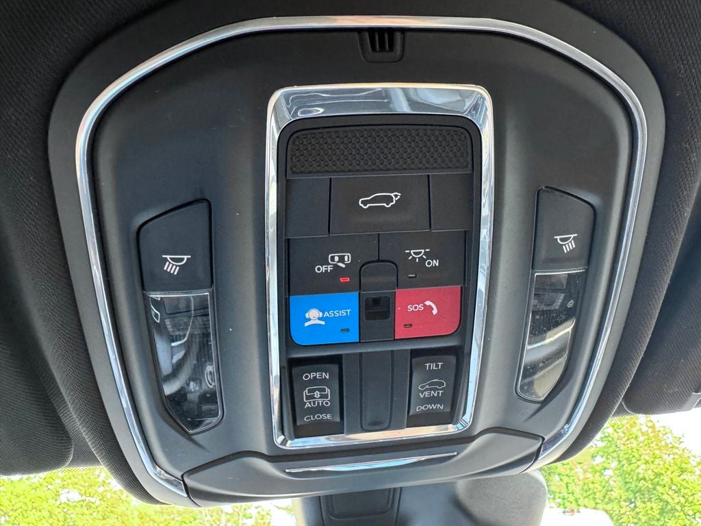 2023 Jeep Grand Cherokee L Altitude