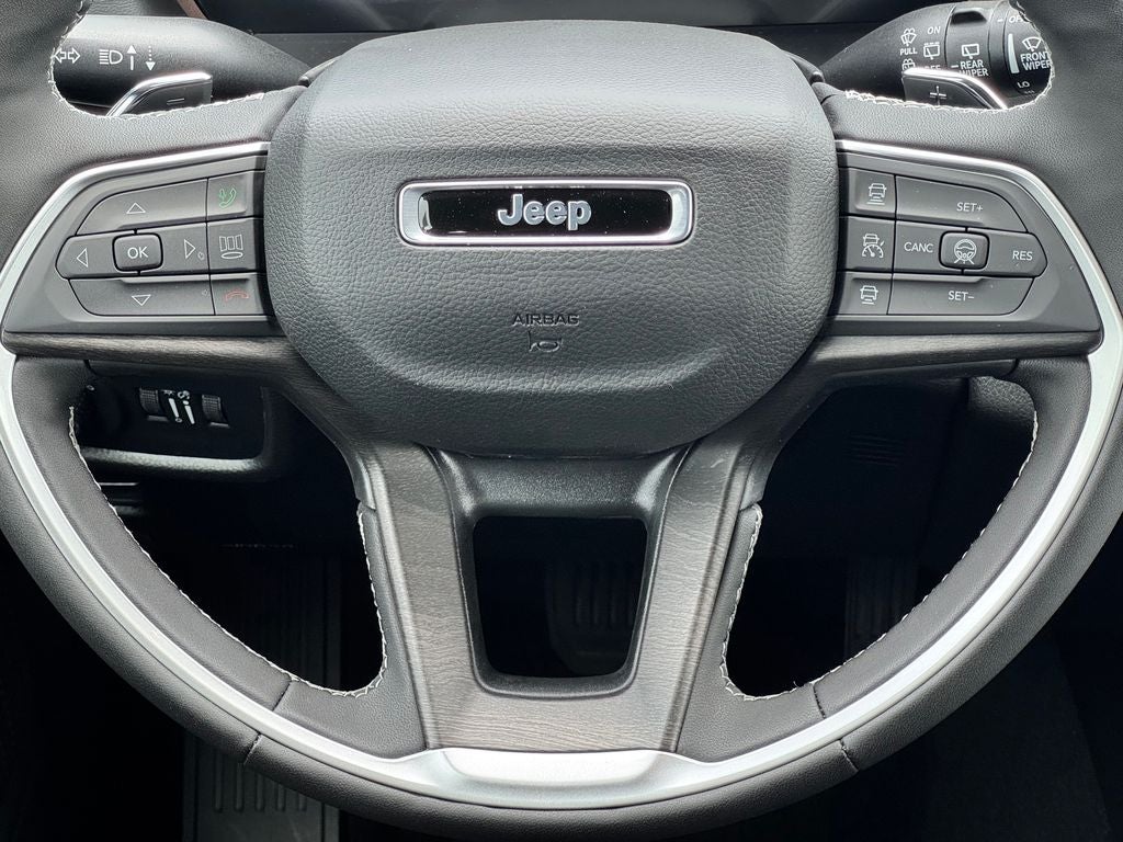 2026 Jeep Grand Cherokee L Laredo
