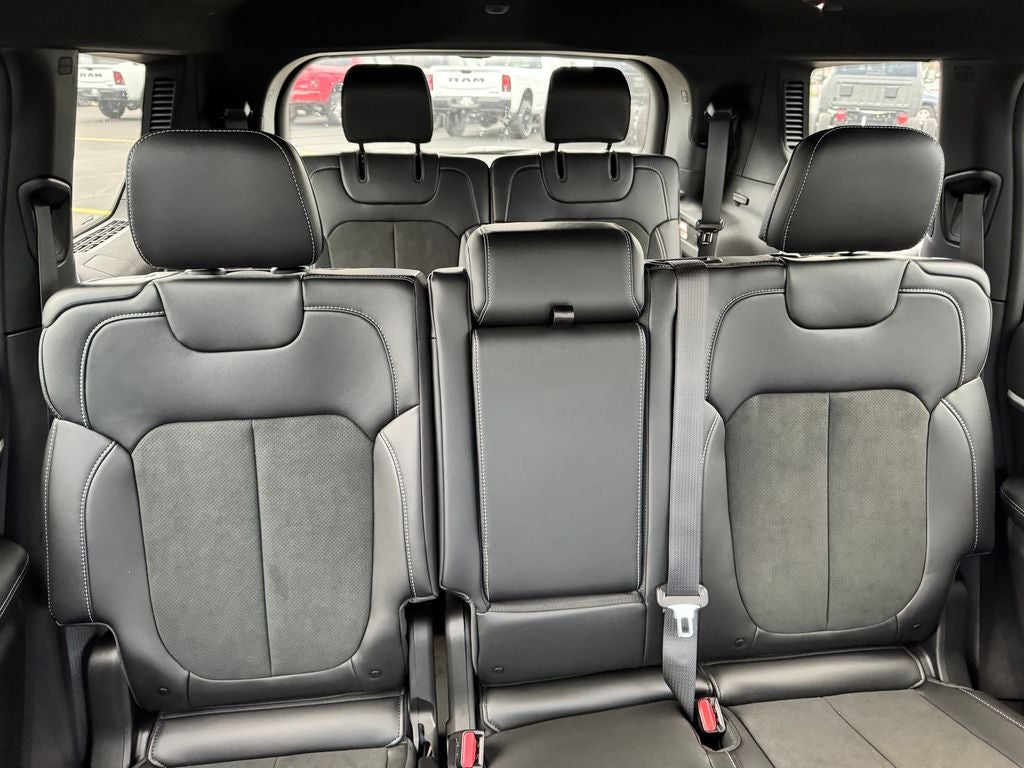 2026 Jeep Grand Cherokee L Laredo