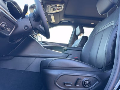 2027 Jeep Grand Cherokee L Limited Reserve