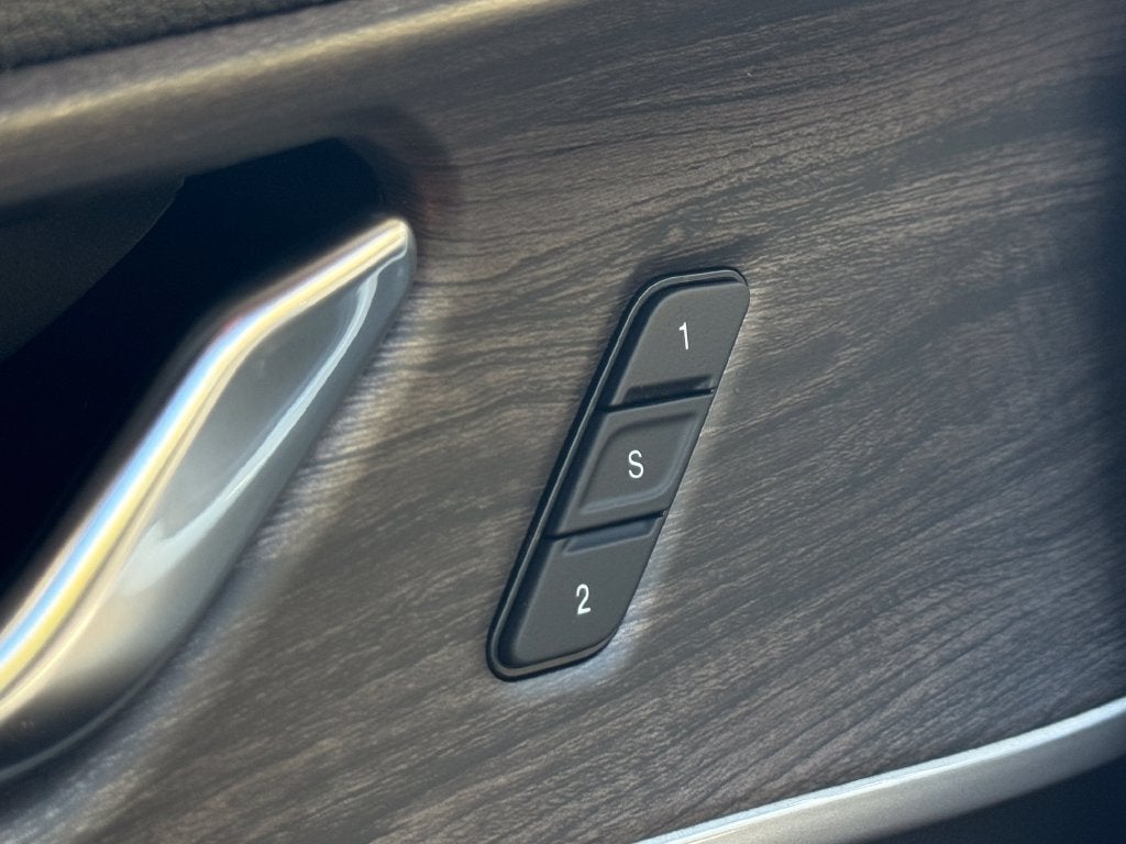 2027 Jeep Grand Cherokee L Limited Reserve