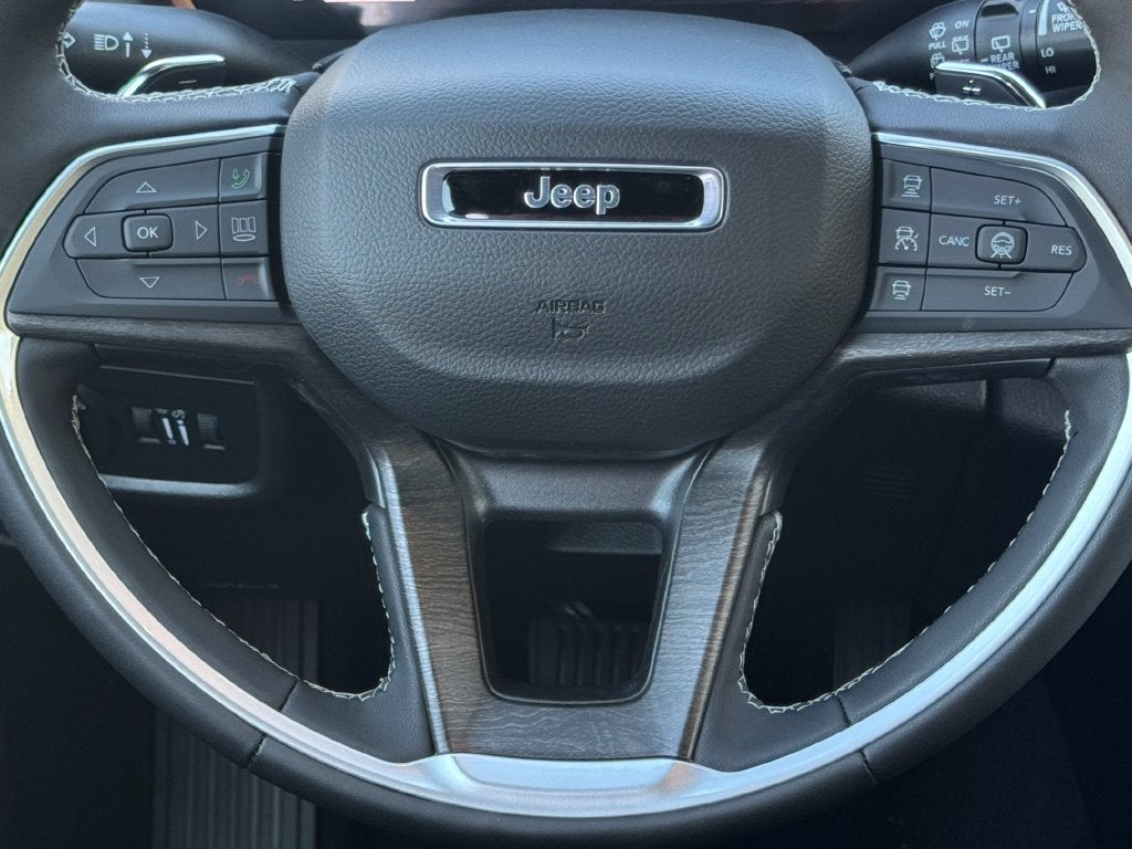 2027 Jeep Grand Cherokee L Limited