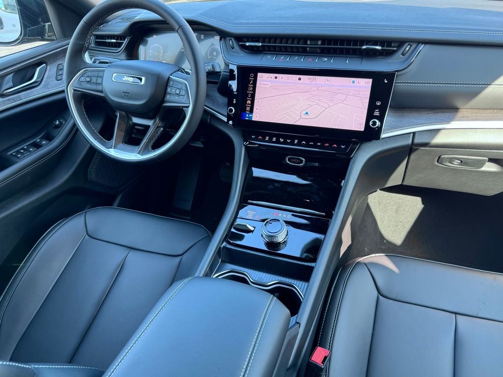 2027 Jeep Grand Cherokee L Limited