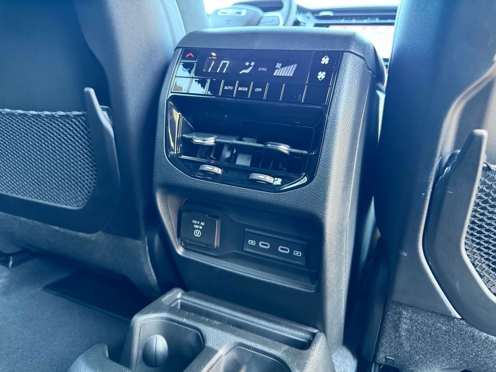 2027 Jeep Grand Cherokee L Limited