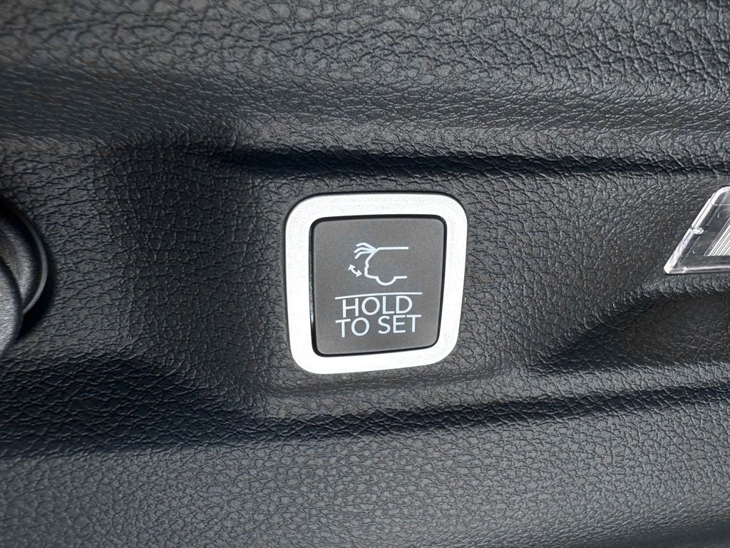 2027 Jeep Grand Cherokee L Limited