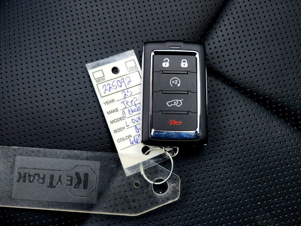 2025 Jeep Grand Cherokee L Overland