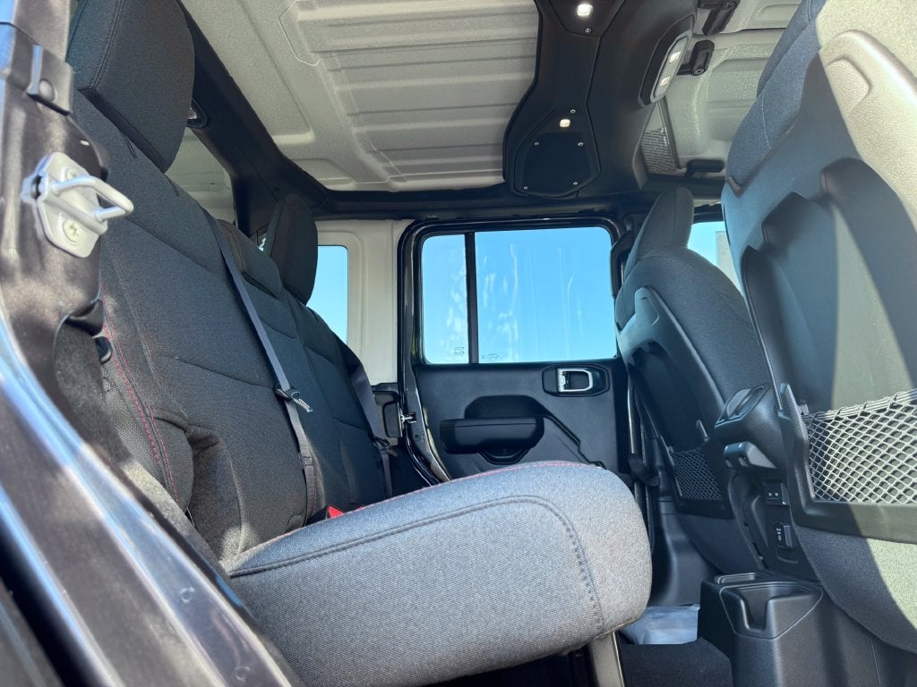 2027 Jeep Wrangler Rubicon