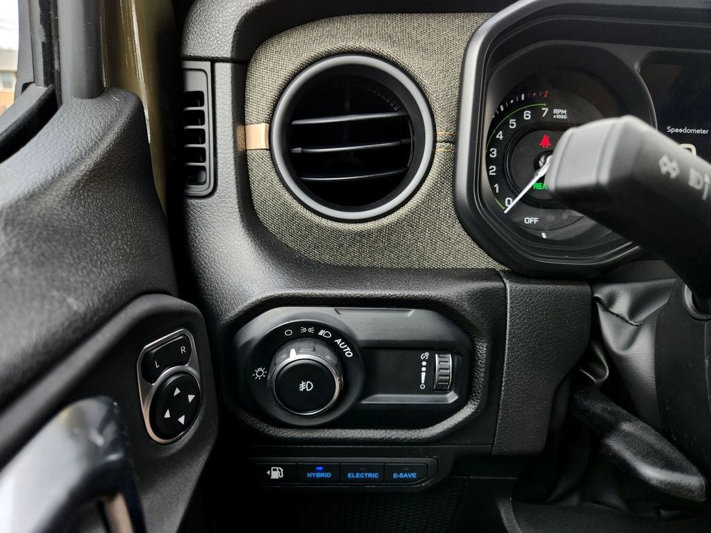 2025 Jeep Wrangler Willys 4xe