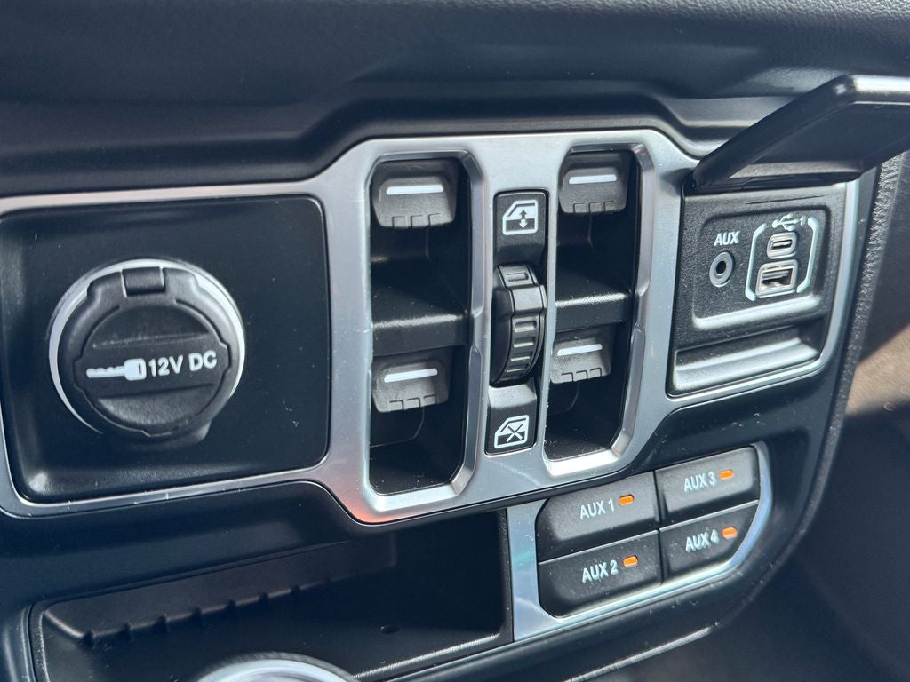2024 Jeep Wrangler Sahara 4xe