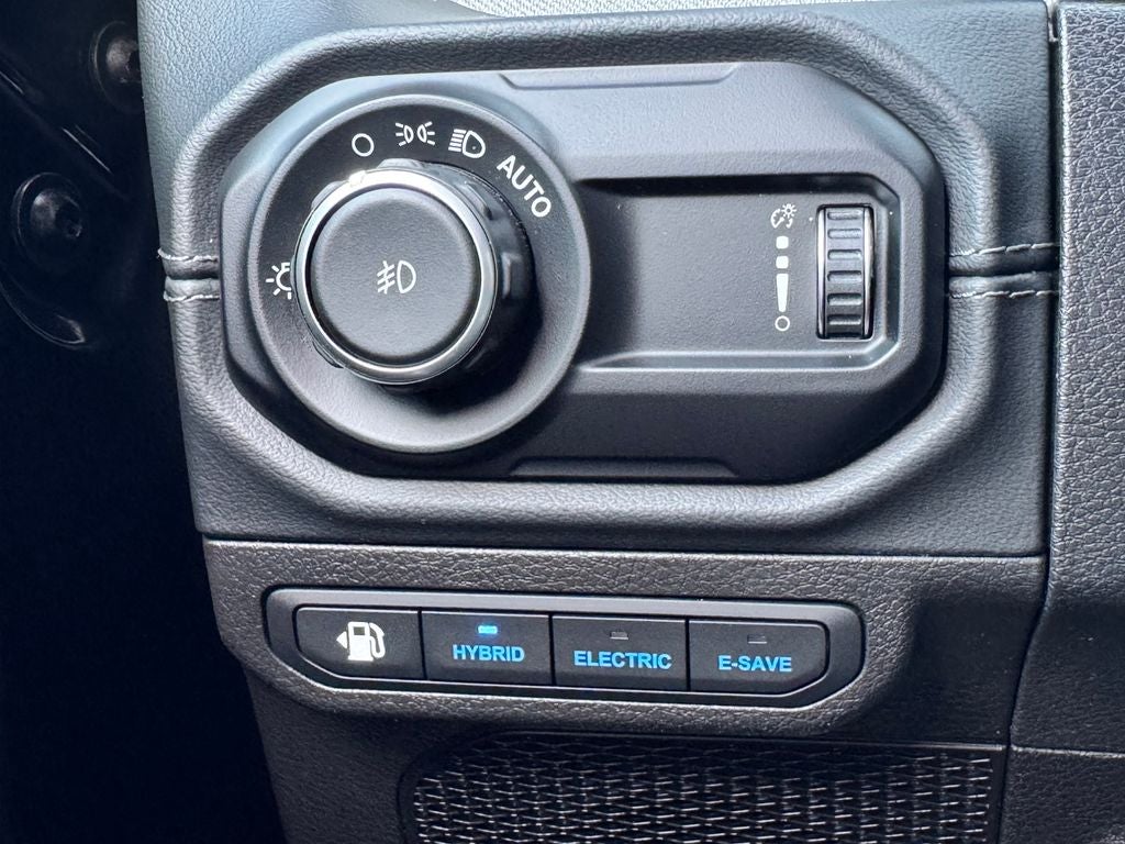 2024 Jeep Wrangler Sahara 4xe