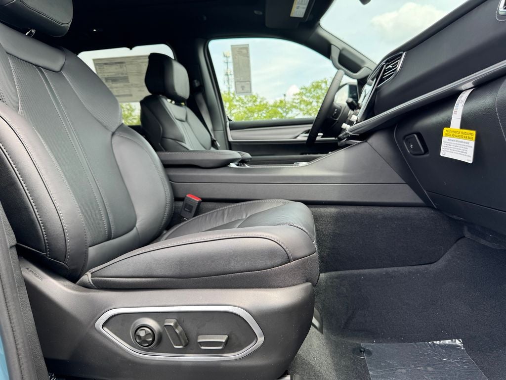 2026 Jeep Grand Wagoneer L Limited Reserve