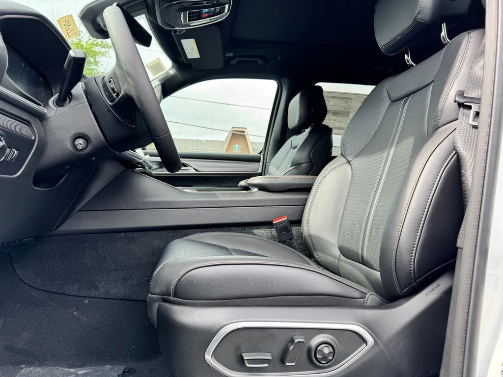 2026 Jeep Grand Wagoneer 4x4