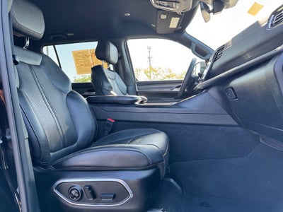 2023 Jeep Wagoneer Series II