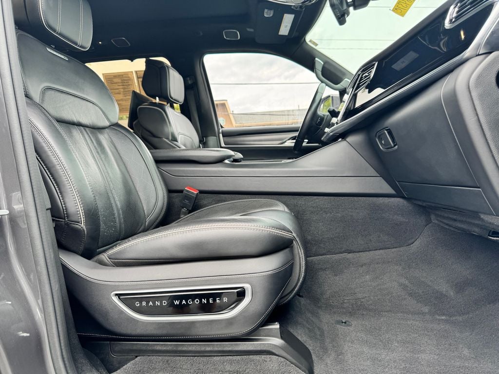 2022 Jeep Grand Wagoneer Series II