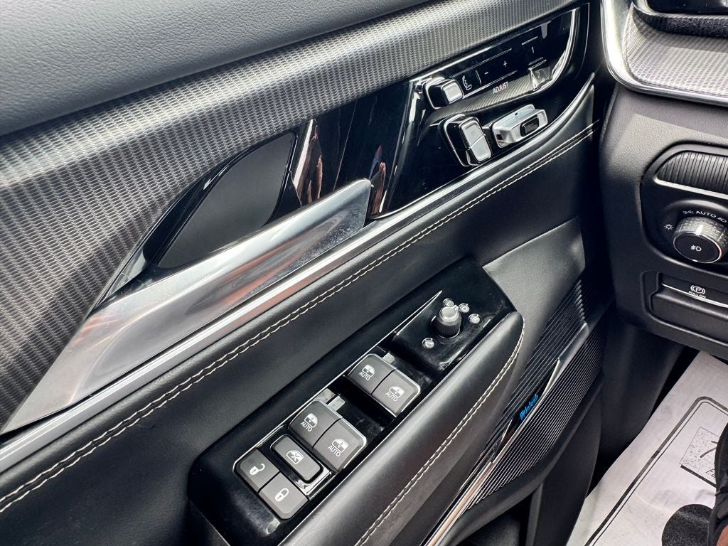 2022 Jeep Grand Wagoneer Series II Obsidian