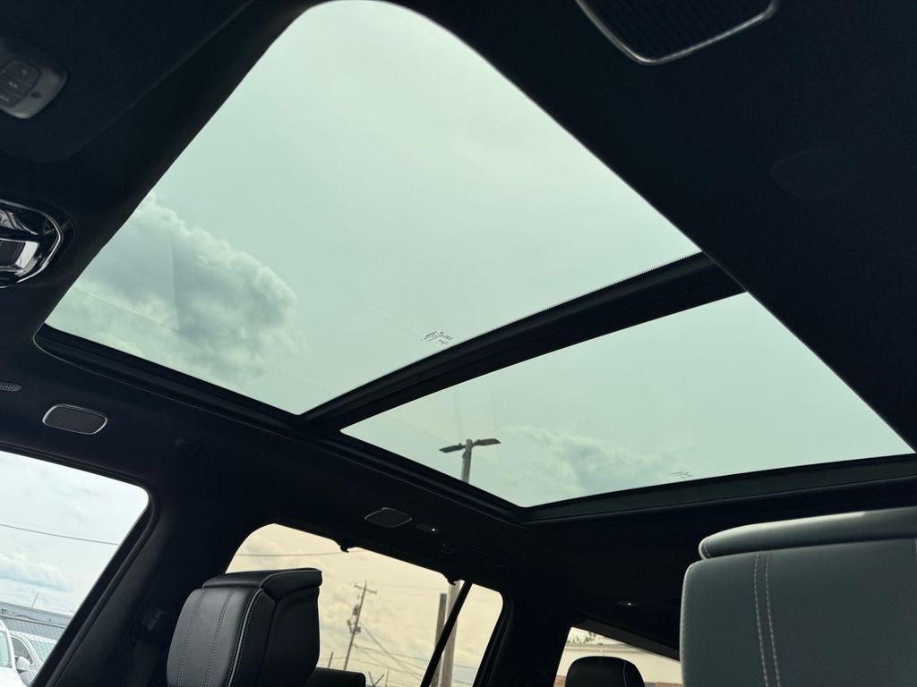 2022 Jeep Grand Wagoneer Series II Obsidian
