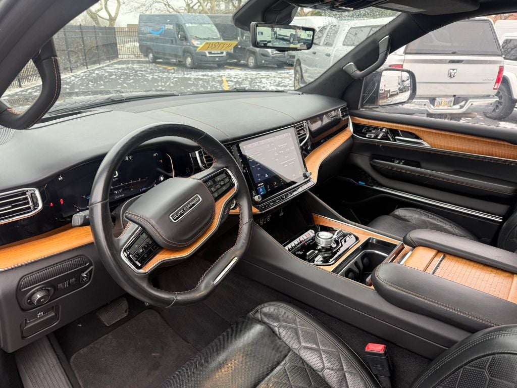 2022 Jeep Grand Wagoneer Series III