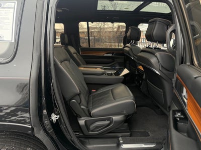 2022 Jeep Grand Wagoneer Series III