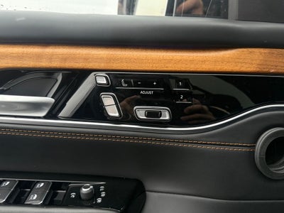 2022 Jeep Grand Wagoneer Series III