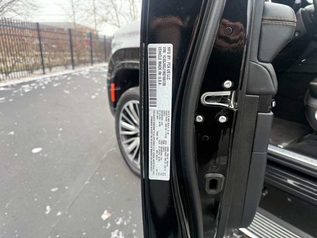 2022 Jeep Grand Wagoneer Series III