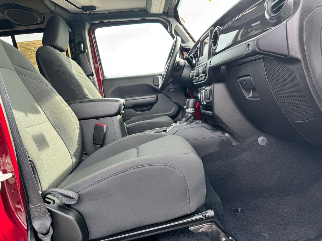 2022 Jeep Gladiator Altitude