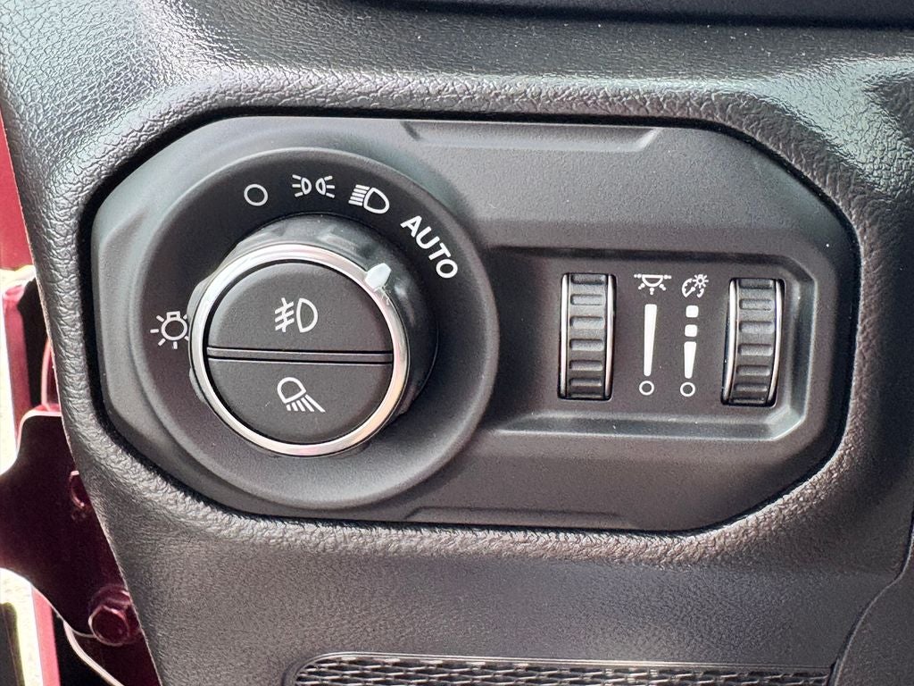 2022 Jeep Gladiator Altitude