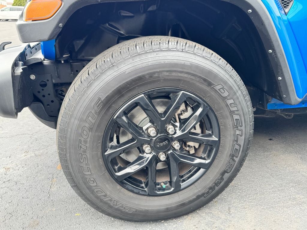 2022 Jeep Gladiator Sport