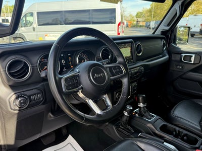 2022 Jeep Gladiator Overland