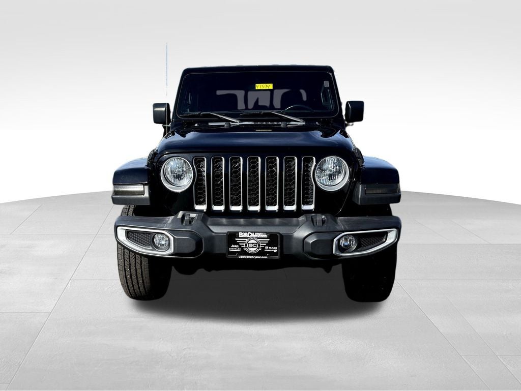 2022 Jeep Gladiator Overland