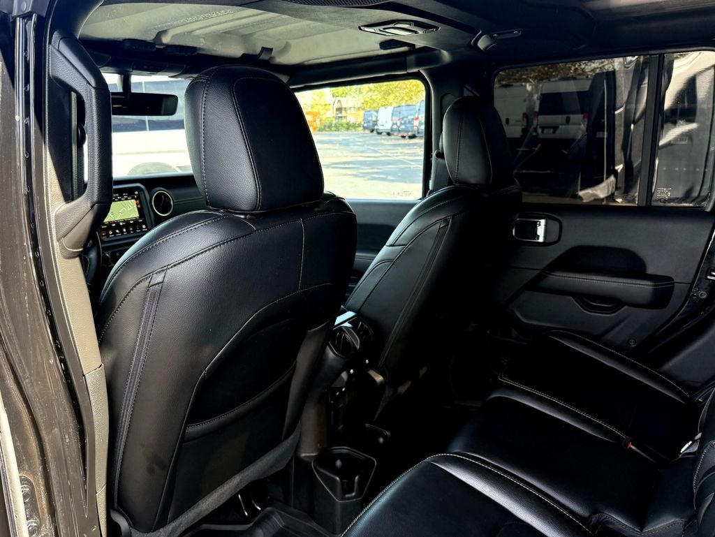 2022 Jeep Gladiator Overland