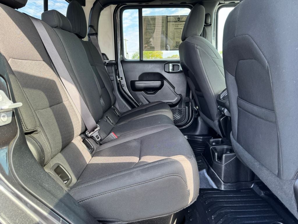 2021 Jeep Gladiator Sport