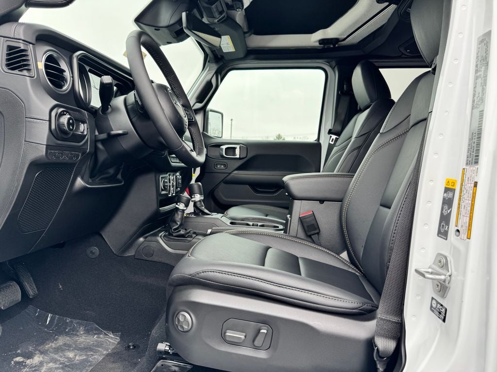 2026 Jeep Gladiator Sahara