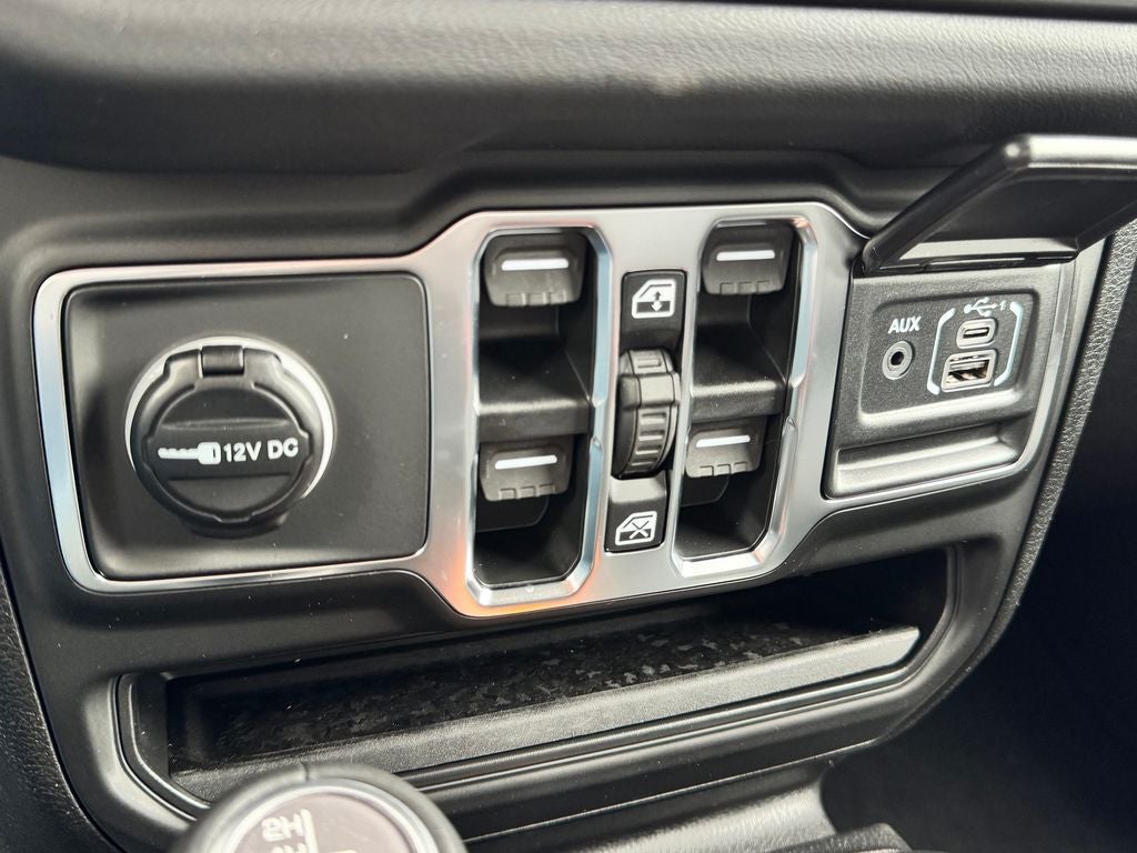 2026 Jeep Gladiator Sahara