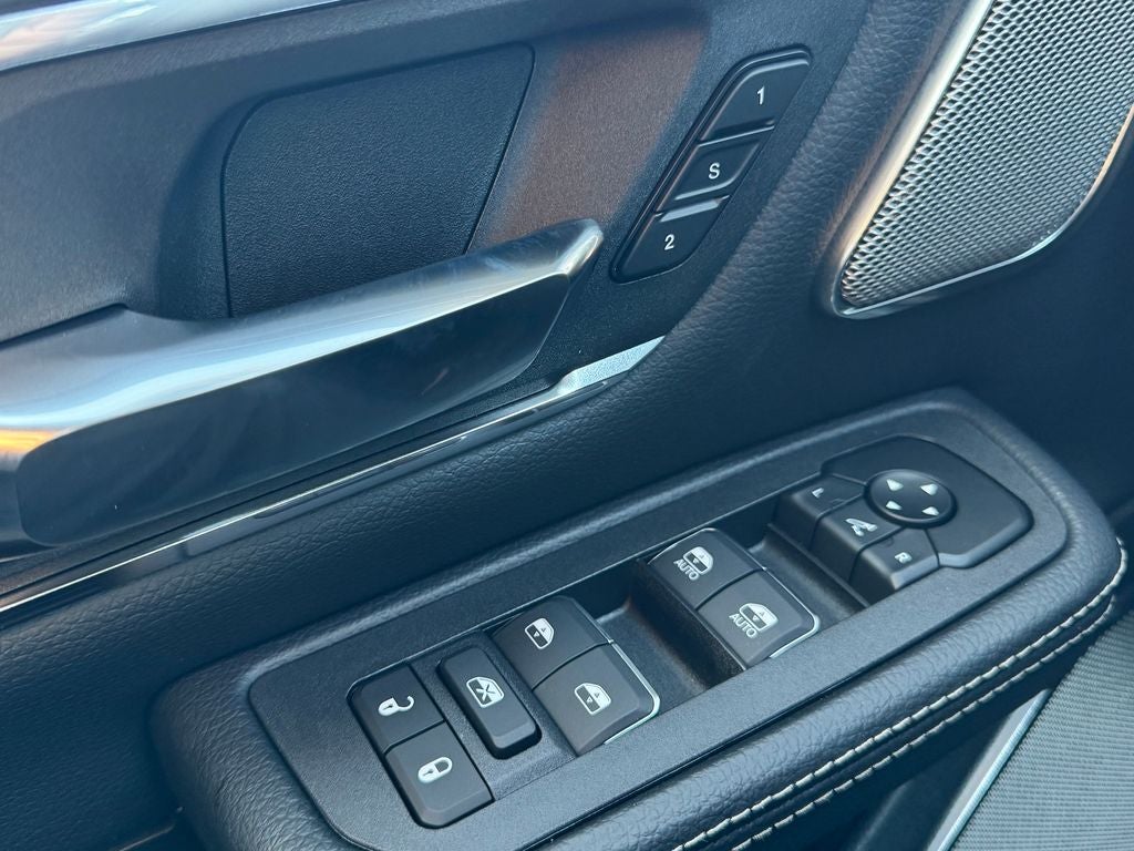 2027 RAM 1500 Laramie