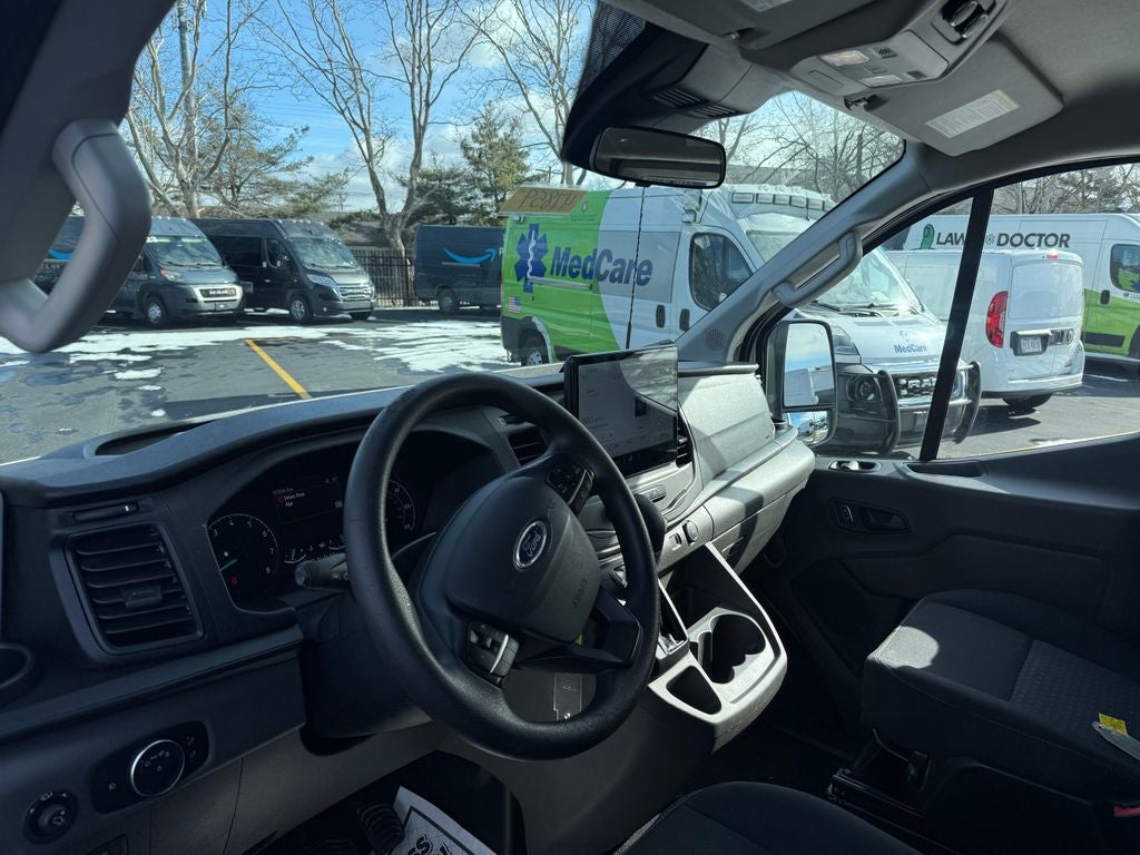 2022 Ford Transit-350 XLT