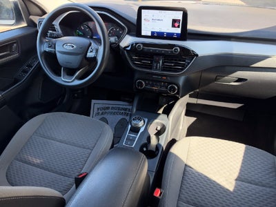 2022 Ford Escape Hybrid SE