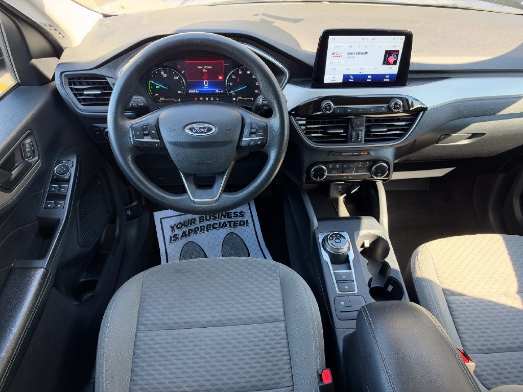 2022 Ford Escape Hybrid SE