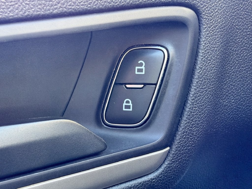 2022 Ford Escape Hybrid SE
