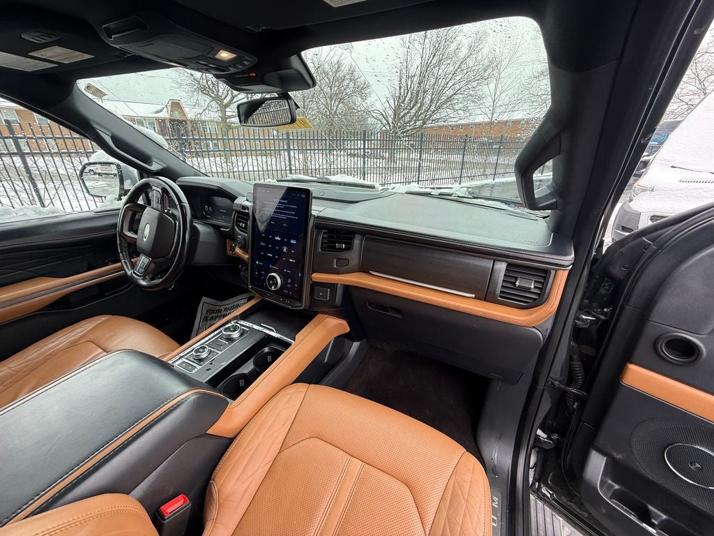 2022 Ford Expedition Max Platinum