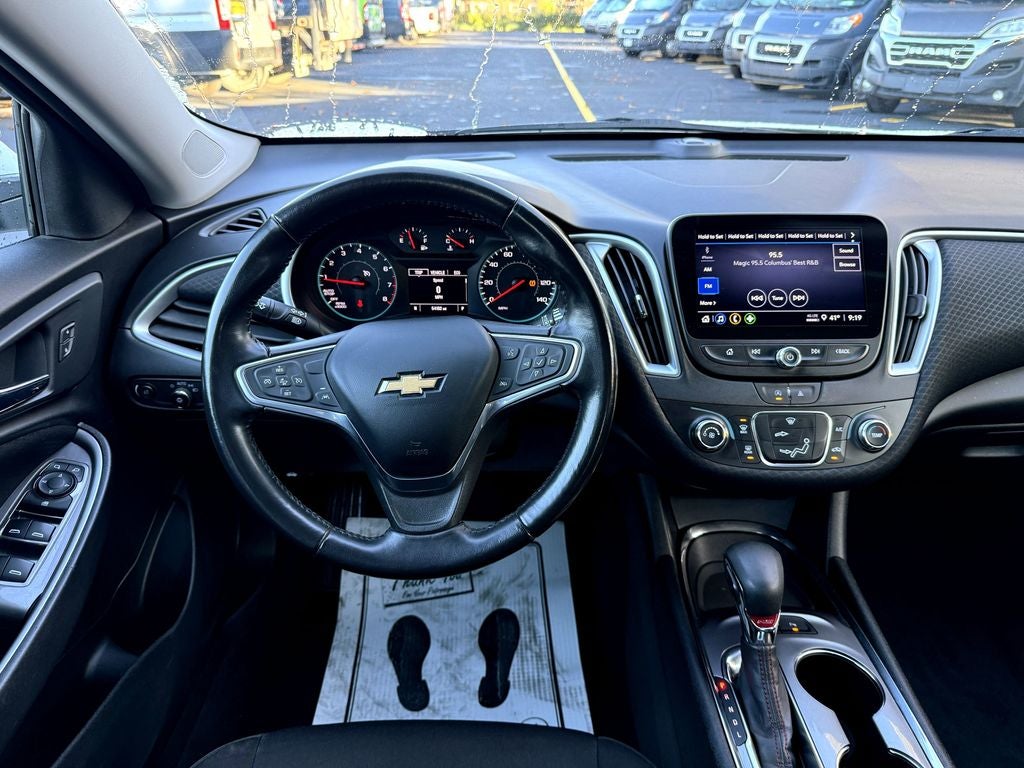 2022 Chevrolet Malibu RS