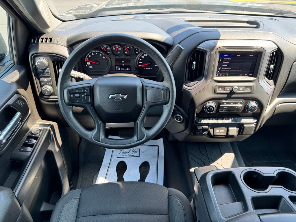 2024 Chevrolet Silverado 1500 Custom