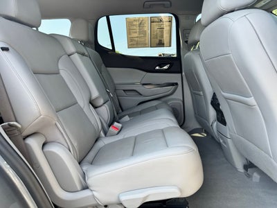 2022 GMC Acadia SLT