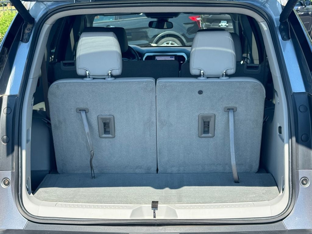 2022 GMC Acadia SLT