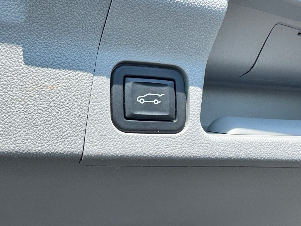 2022 GMC Acadia SLT