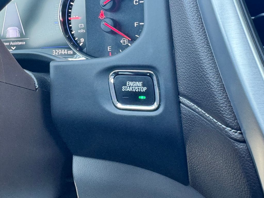 2022 GMC Acadia SLT