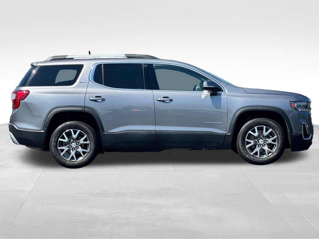 2022 GMC Acadia SLT