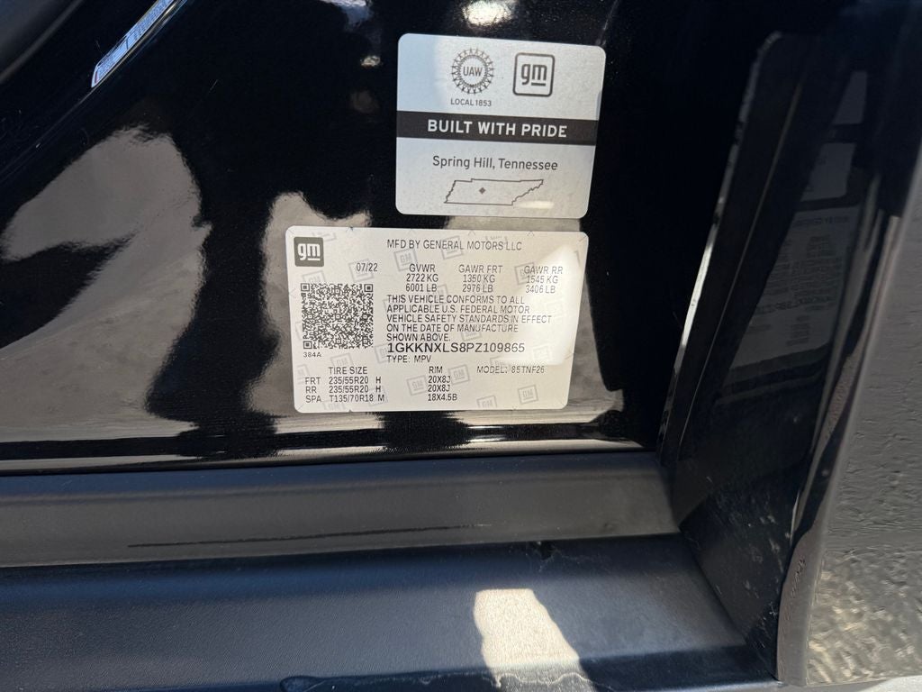 2023 GMC Acadia Denali